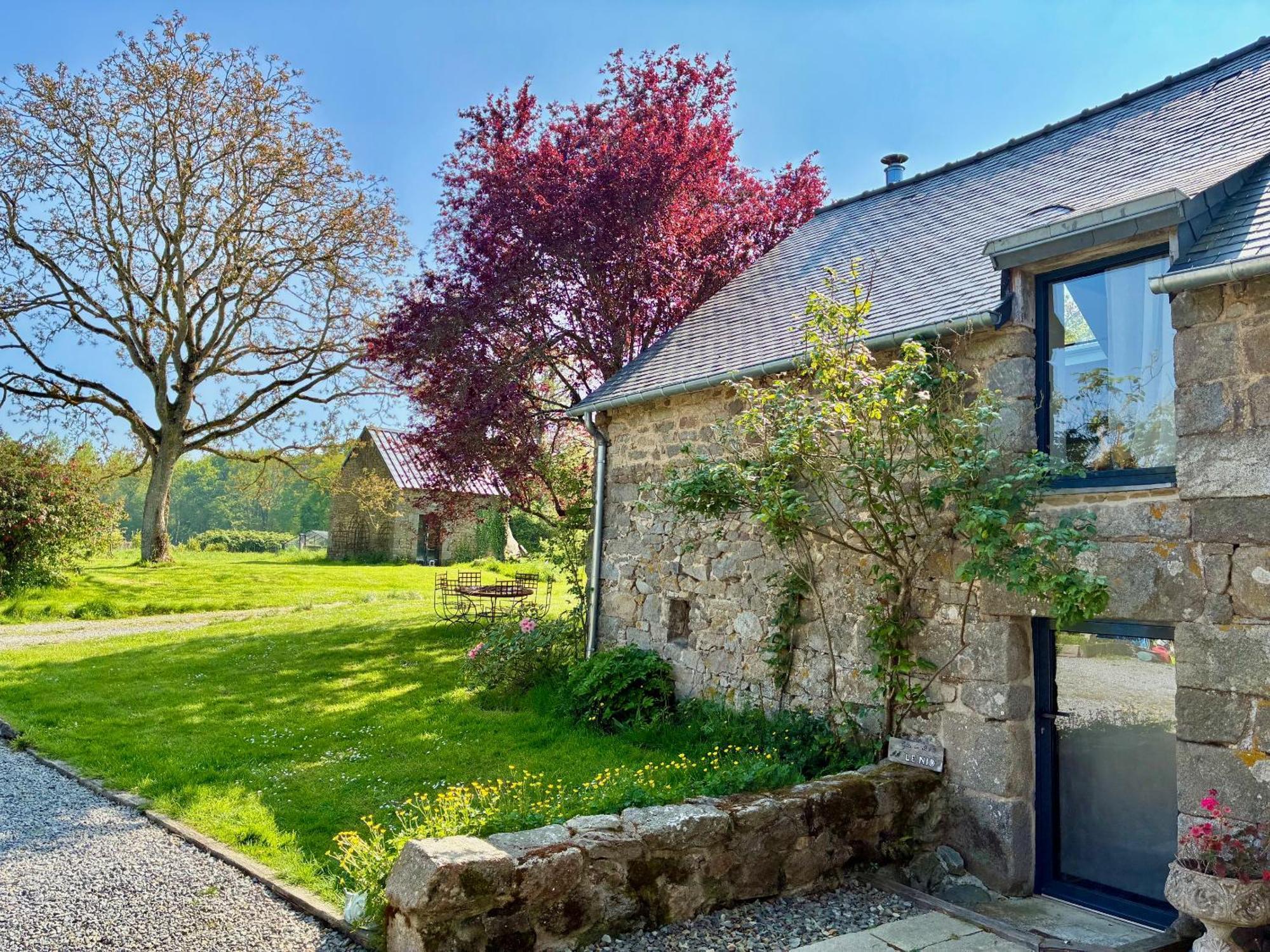 Vila Le Nid De La Breizhidence Combourg Exteriér fotografie